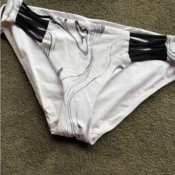 PINK Victoria's Secret Other - PINK Victoria's Secret White Marble Print Bikini Bottom with Black Strap Detail